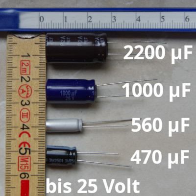 Pufferkondensatoren 25 Volt