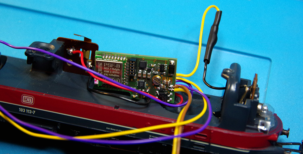 Modification E103 - Montage du module dans la locomotive