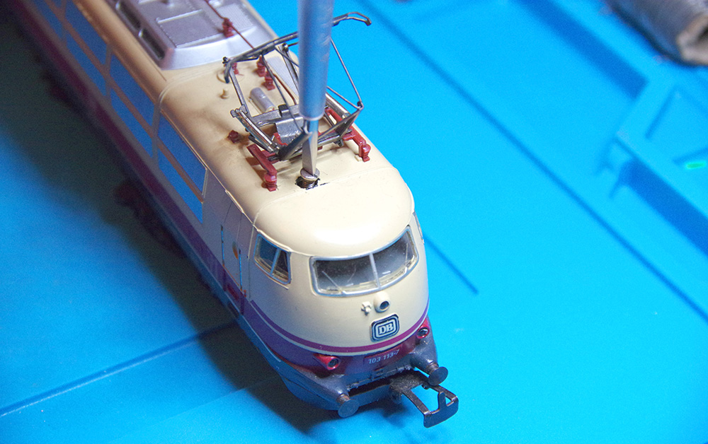 Modification E103 - Ouverture du boîtier